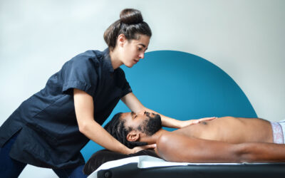 Ostéopathe ou kinésithérapeute : quelle différence et quand consulter à Paris ?